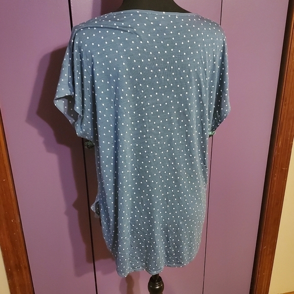 Loft Top Blue w/ White Dots Soft Simple Small - Picture 6 of 6